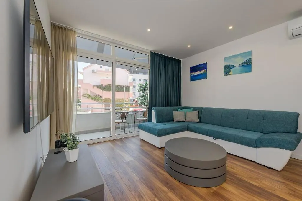 City East Apartment Split