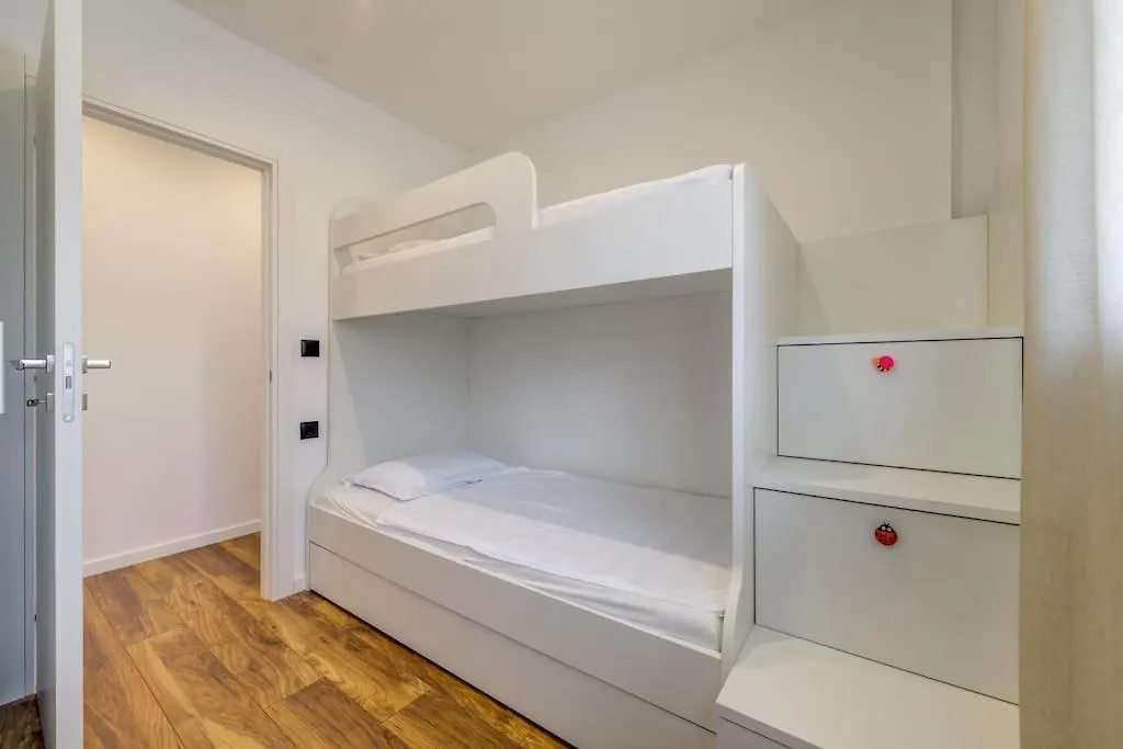 City East Apartment Split